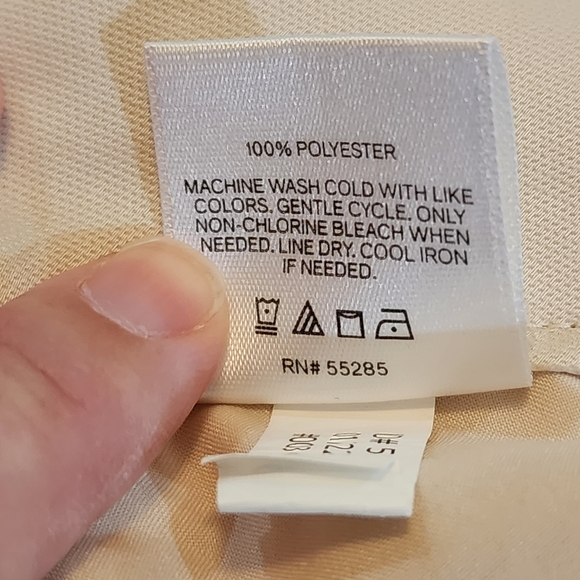 Express tan super high rise shortie shorts Size 6 - Picture 14 of 16